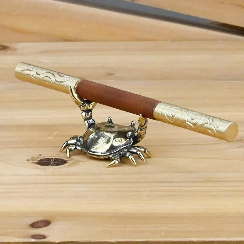 Scultura di Granchio in Ottone - Art Craft New Year recensione e prezzo